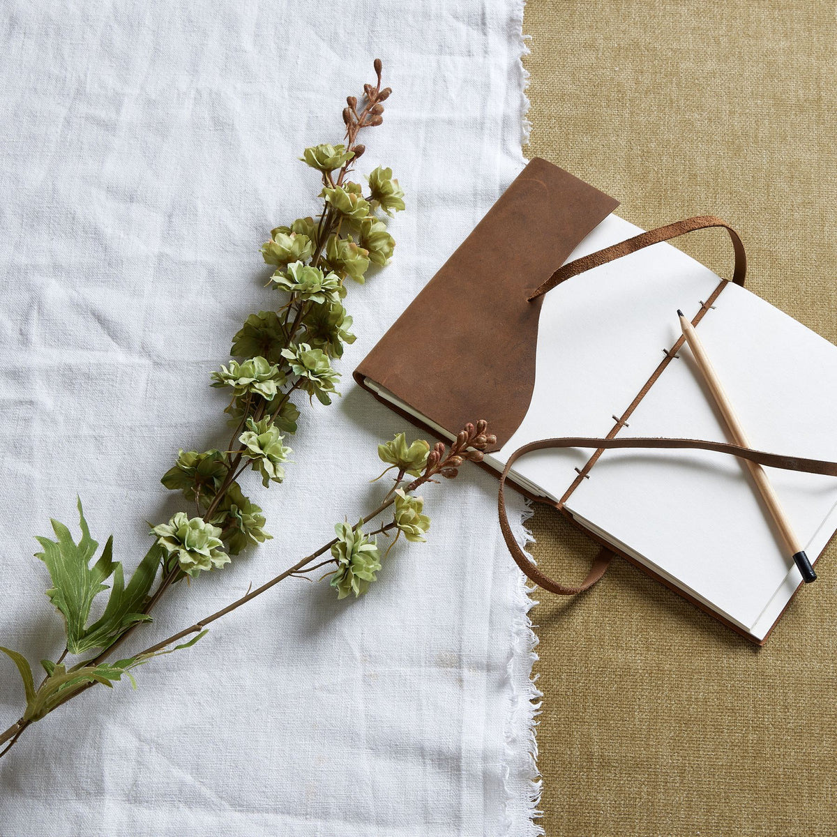 Tall Green Hops Stem image 1