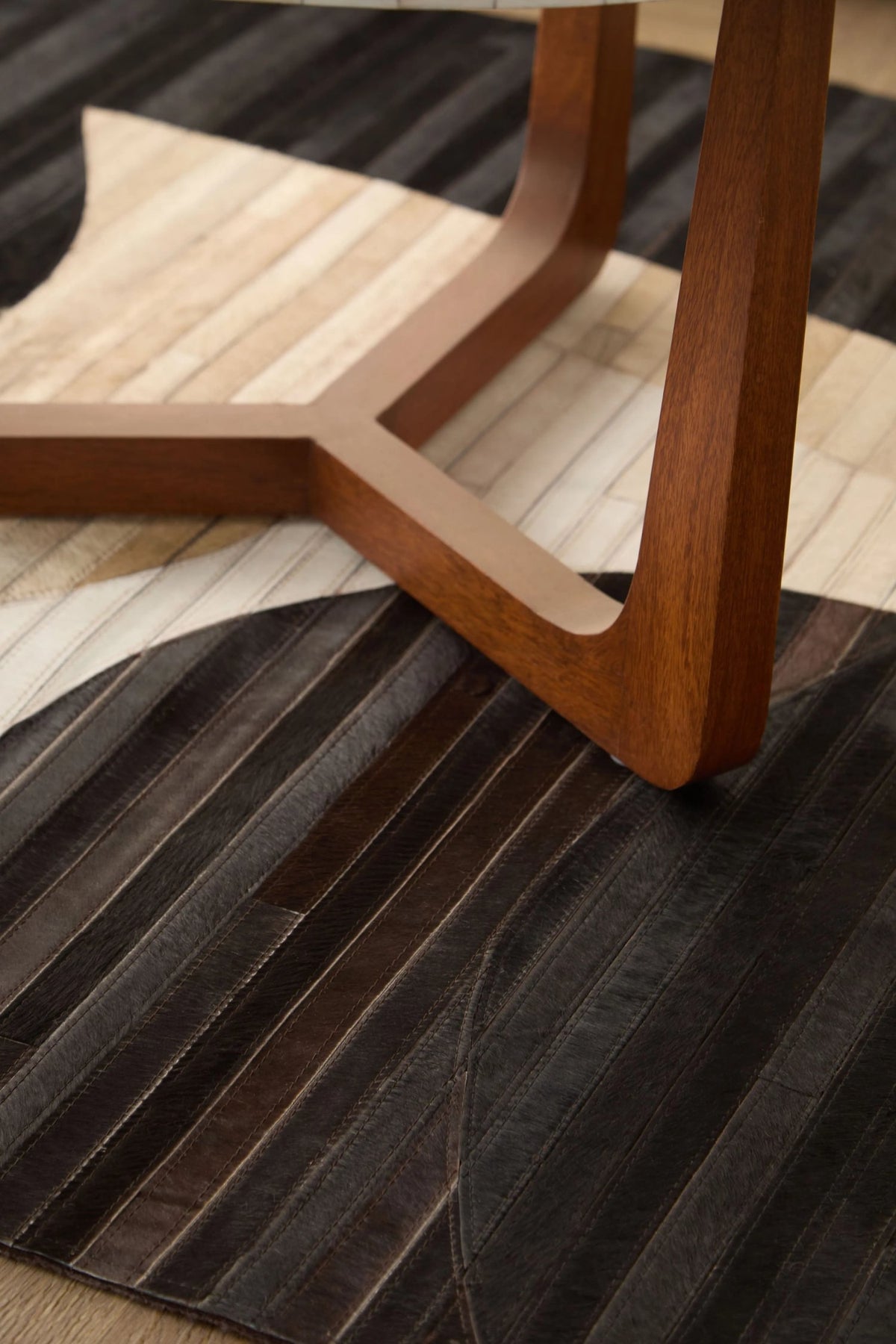 Christchurch Mother of Coffee Table image 9