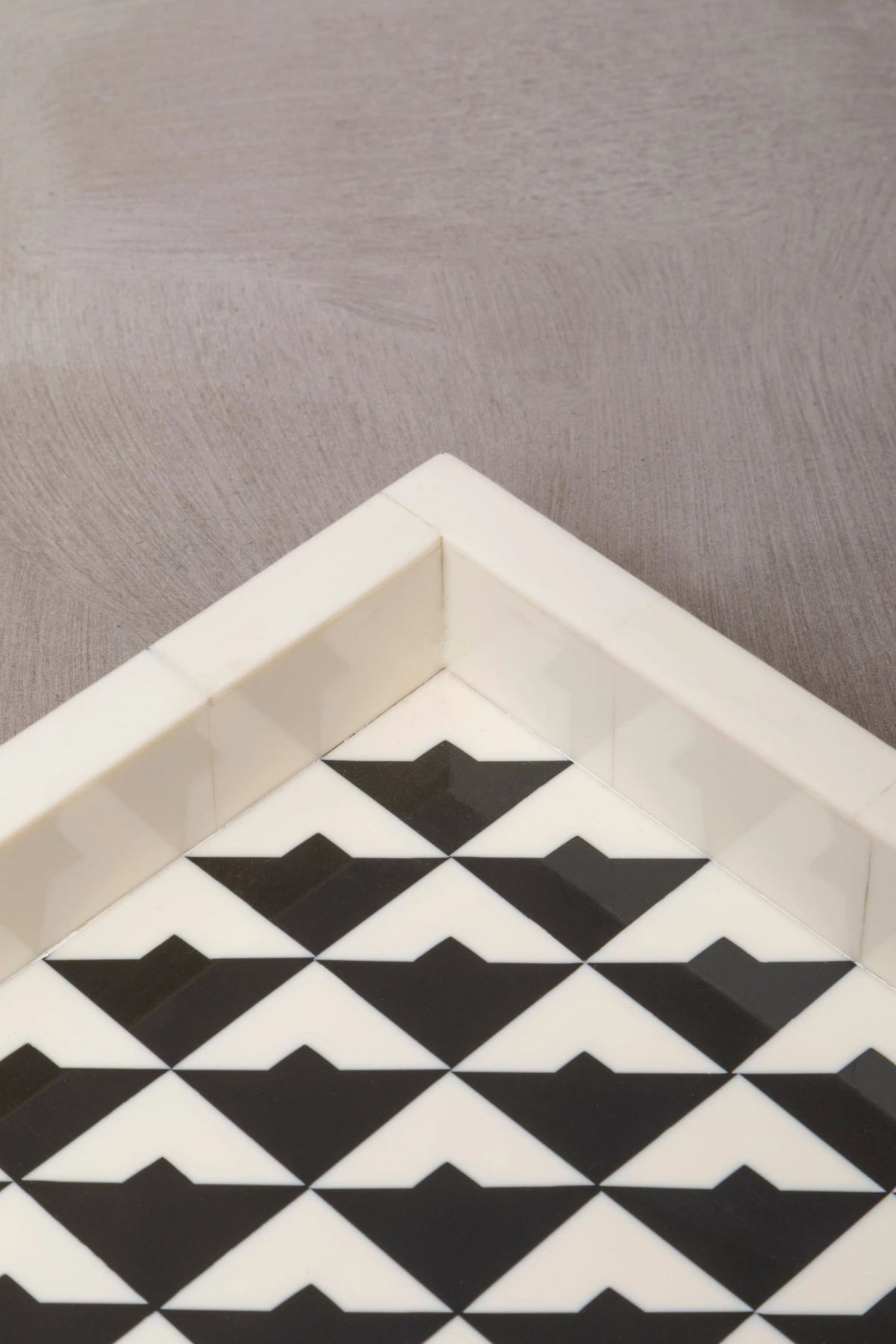 Idavik Black White Rectangular Tray image 7