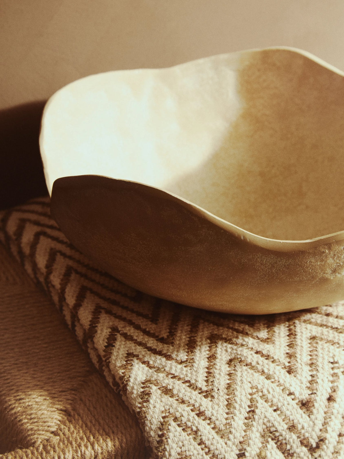 Kettering Beige Whitewash Large Textured Bowl image 7