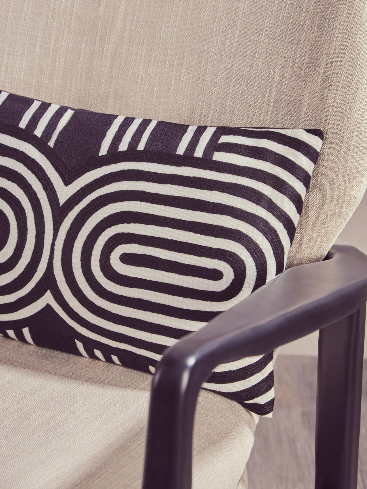 Fasano Black White Rectangular Cushion image 4