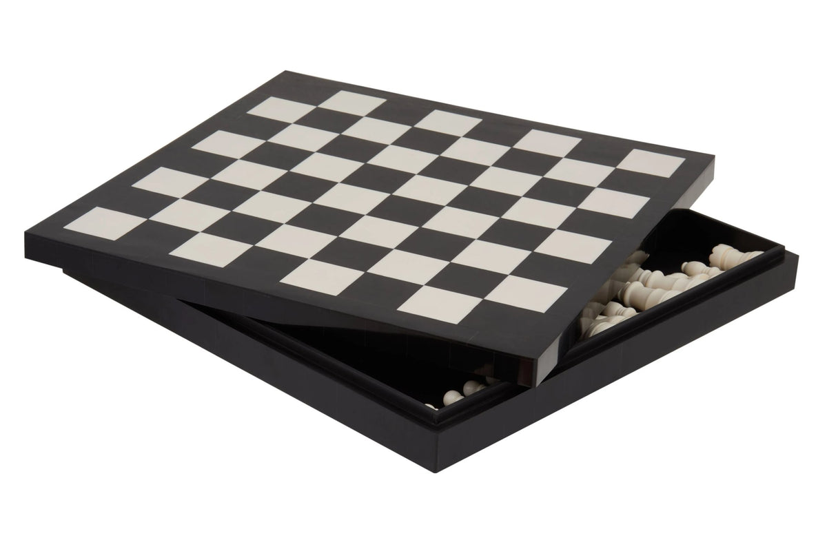 Golvath Black White Chess Set image 3