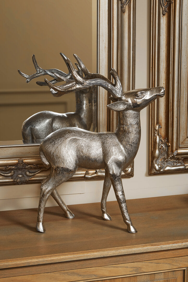 Elitivo Nickel Finish Floor Standing Stag