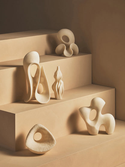 Hampstora White Marble Small Loop Sculpture image 8