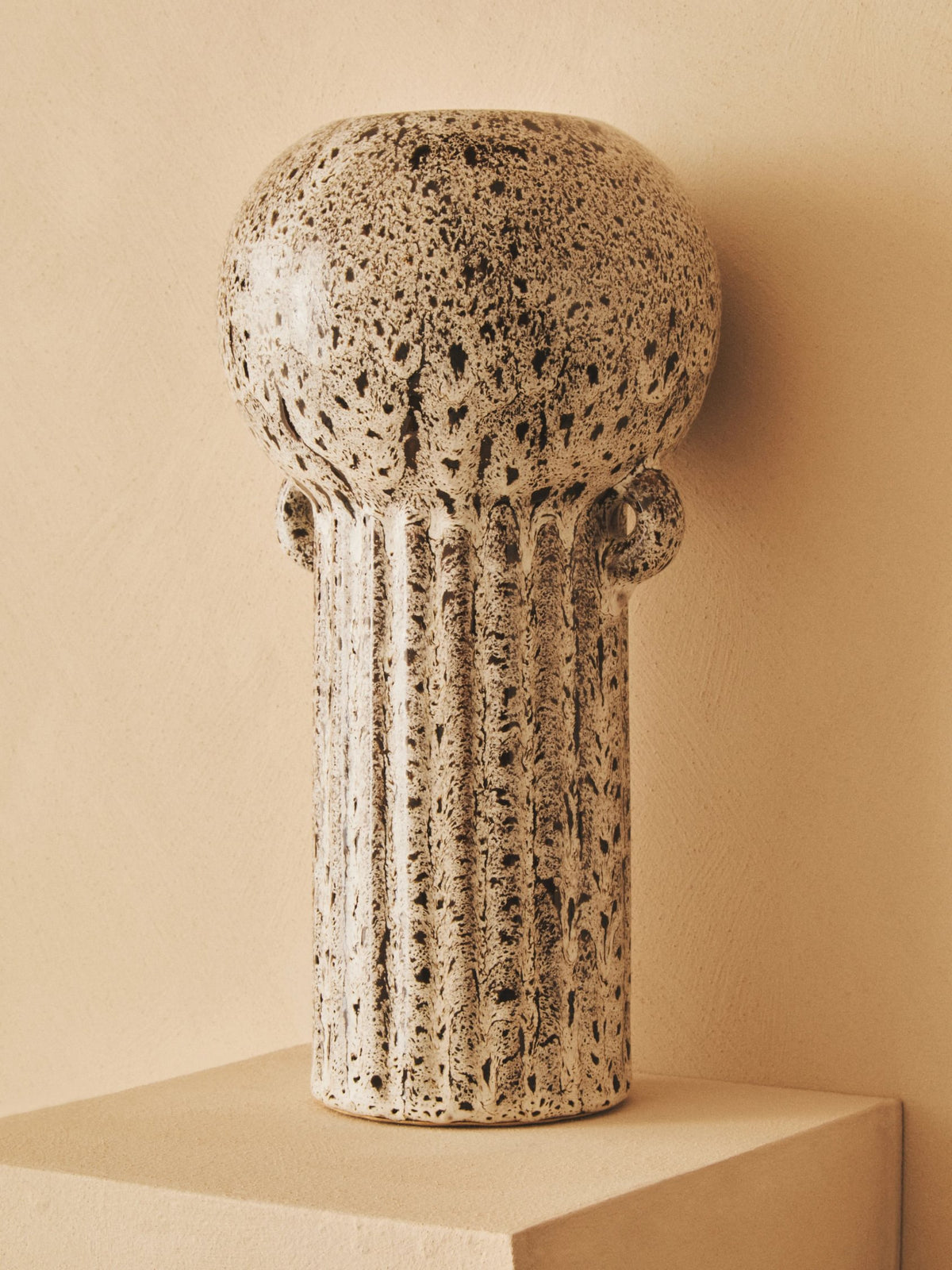 Cuorgne Speckled Brown Stoneware Large Vase image 5