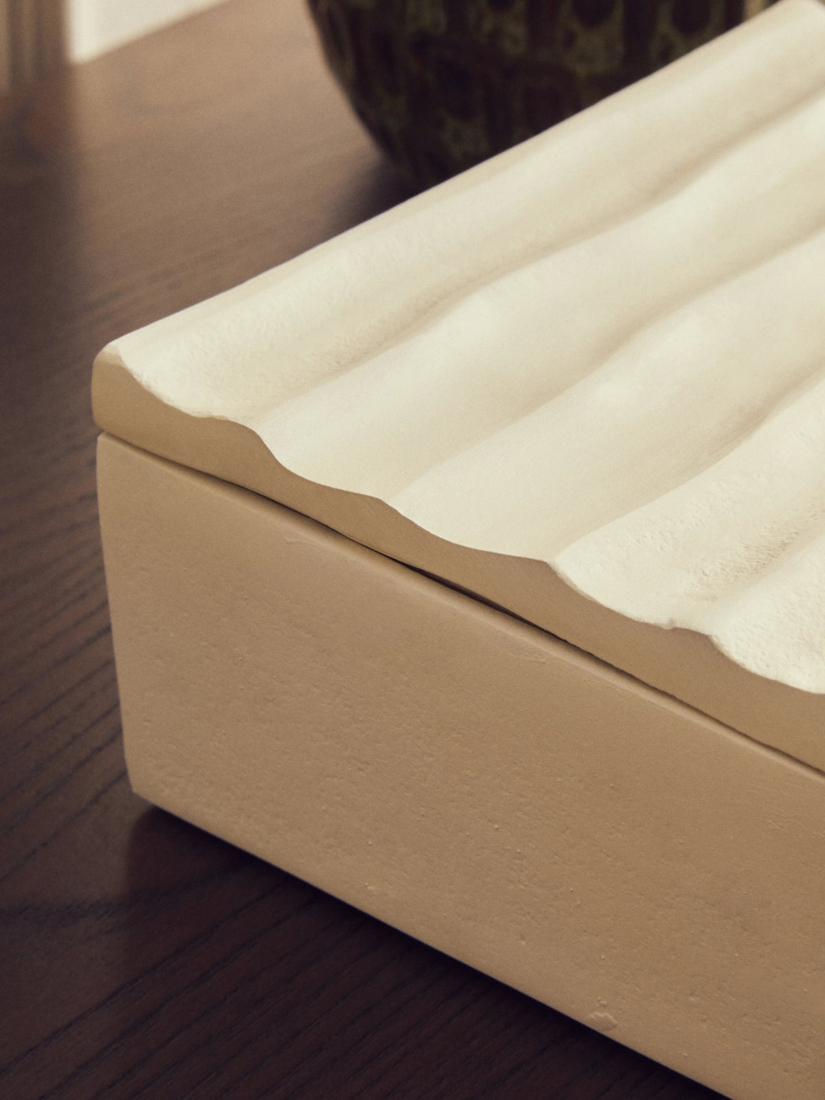 Helga Small Ivory Rippled Box image 8